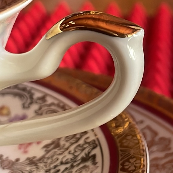 BEAUTIFUL ANTIQUE SELTMANN  3 PIECE  TEACUP AND SAUCER